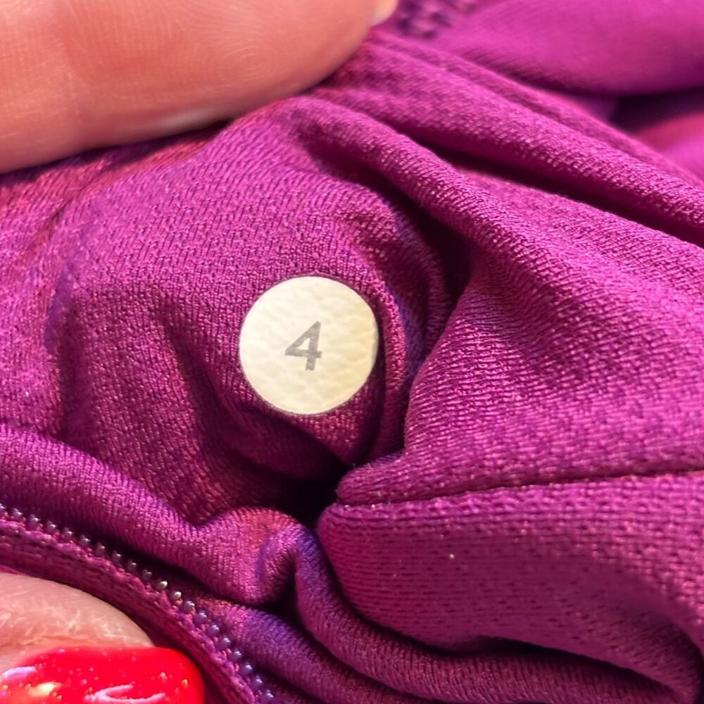 Lululemon $118 Women's Making Moves Tight Leggings Regal Plum Size 4 - Picture 6 of 6